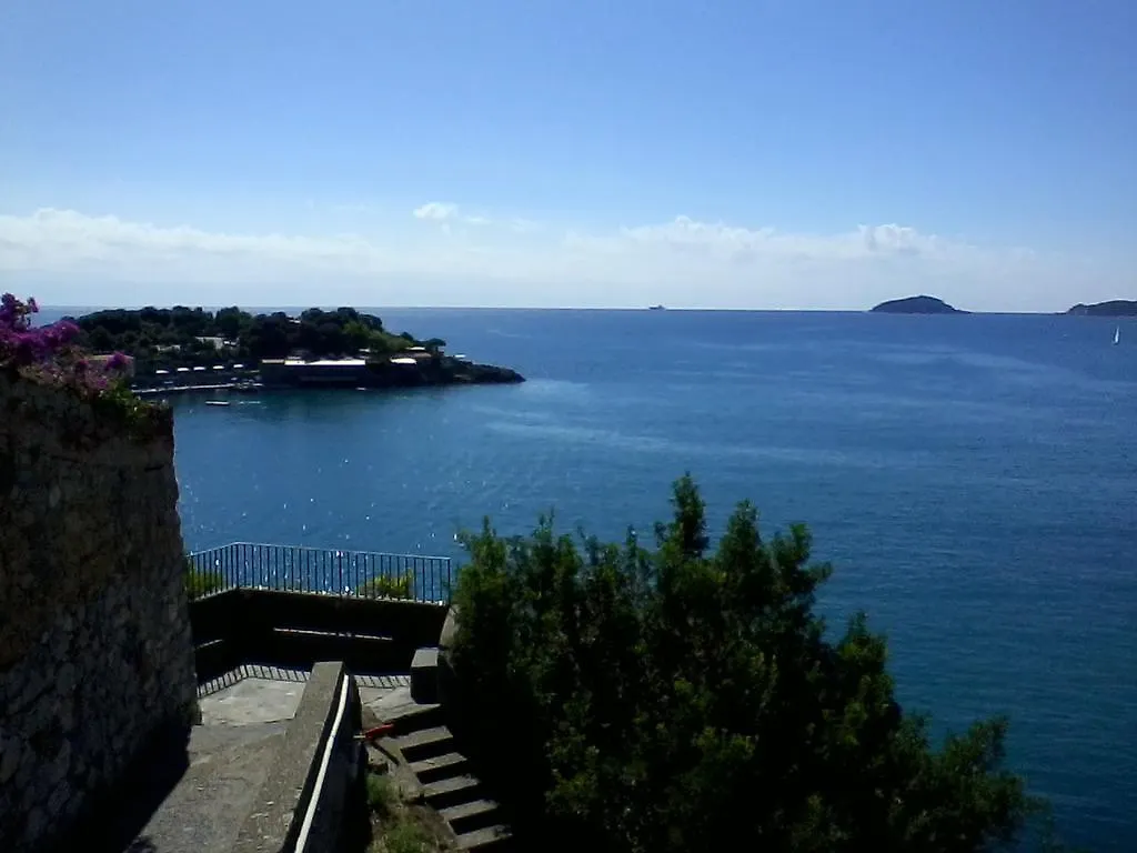 Casa A Lerici Nell'Antico Borgo Villa Semesterbostad