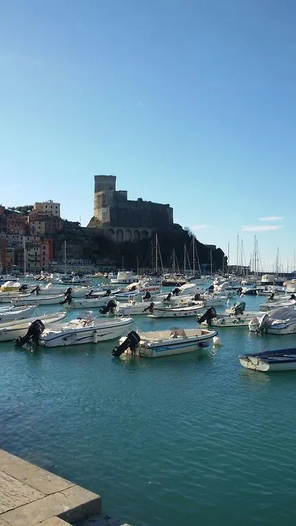 Casa A Lerici Nell'Antico Borgo Villa